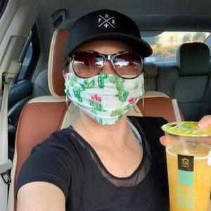 Meet your Posher, Brenda